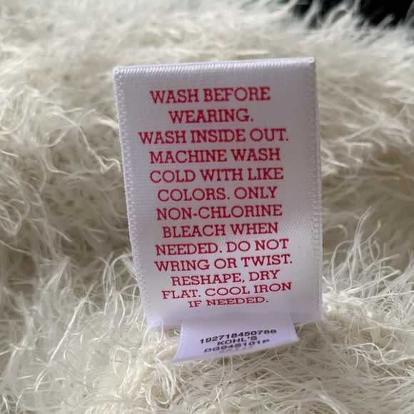 Girls SO White Snowflake Sweater - Sz 20 Plus - Picture 5 of 5